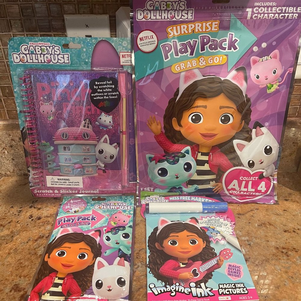 Gabbys Dollhouse Set of (4) Activity Sets